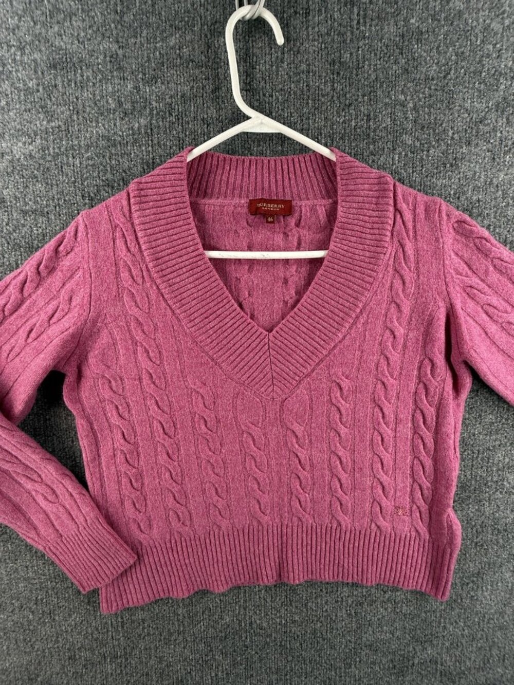 Burberry Cable Knit Pink Pullover Logo Small V-Neck Sweater Long Sleeve Knit